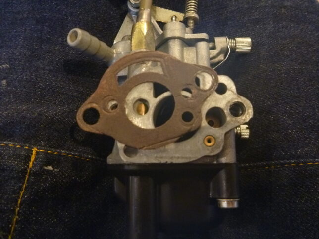 ベスパ　50s　キャブなど　整備　ガスケット　向き確認