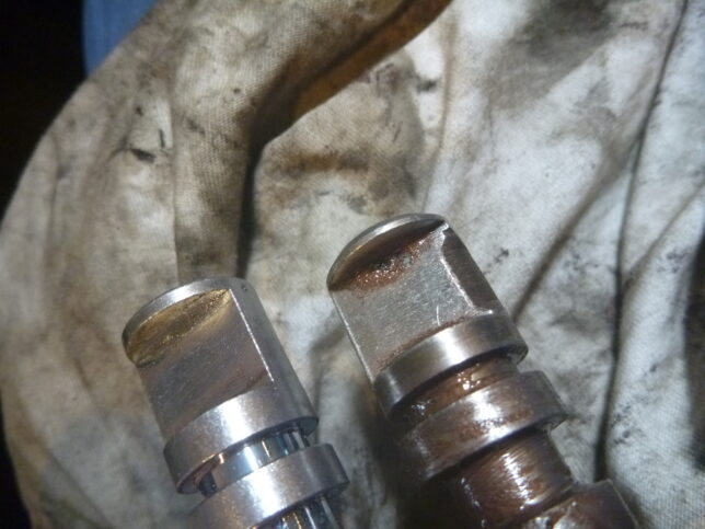 ベスパ　スモールボディ　リアブレーキカム　摩耗　比較