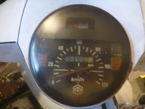 ベスパPX150オリジナーレ　メーター　ピアジオマーク